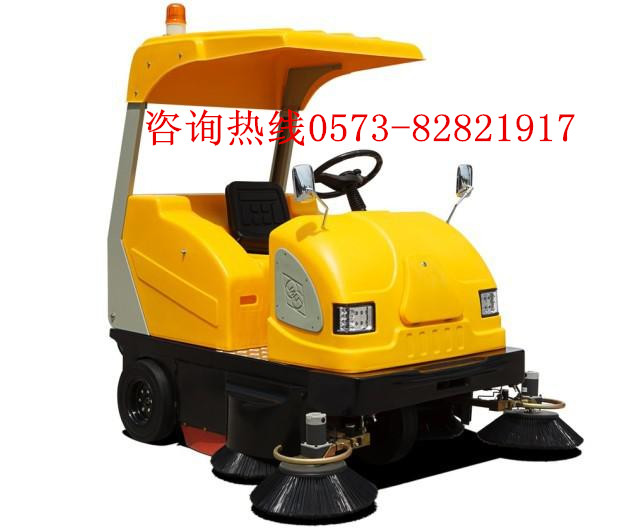 掃地機(jī) 明諾MN-I800駕駛式掃地車 高效率掃地機(jī)